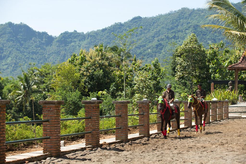 Plataran Borobudur Magelang Exterior foto